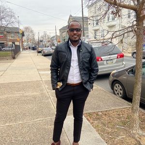 Meet your Posher, Ajibade